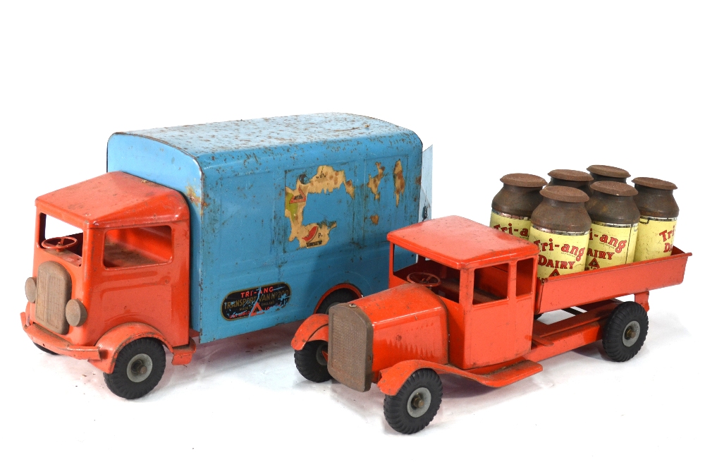 A large Tri-ang Dairy tinplate model Bedford Tipping Truck, c/w six churns, - Image 2 of 9