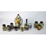 Gouda, Holland - A lobed vase and cover, 23 cm to/w eleven small vases, 5 cm - 13.
