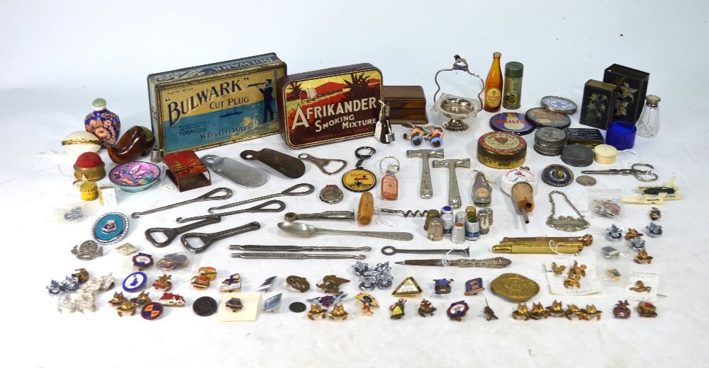 An interesting selection of advertising wares and badges, including tins, bottle openers etc. - Image 2 of 8