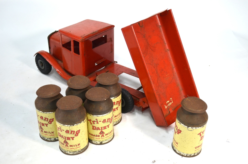 A large Tri-ang Dairy tinplate model Bedford Tipping Truck, c/w six churns, - Image 6 of 9