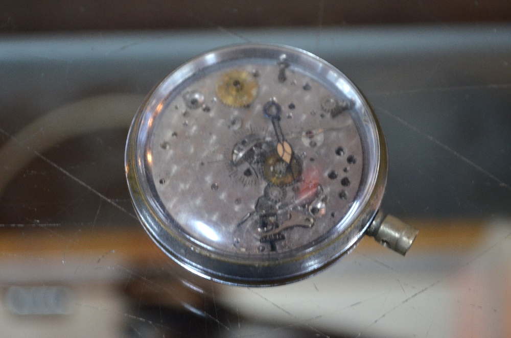 An extensive collection of pocket watch movements, - Image 5 of 8