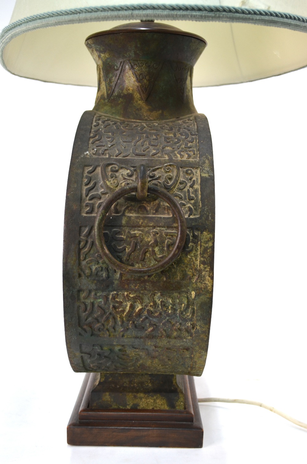 A large Chinese archaistic bronze vessel with loose ring handles and curvilinear motifs, - Image 3 of 5