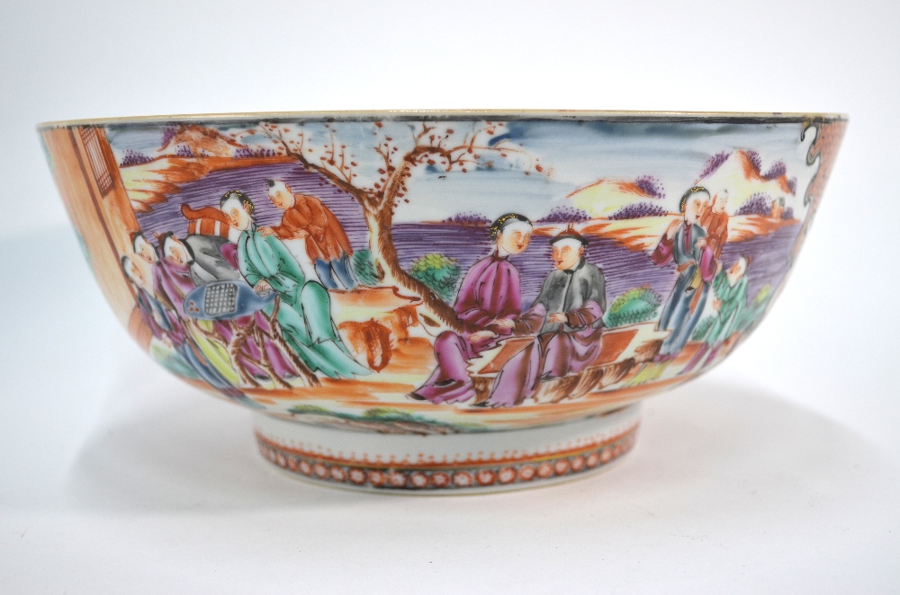 A small Chinese famille rose punch bowl, decorated on the exterior with Manchu/Chinese figures, - Image 9 of 10