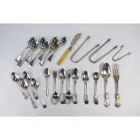 A set of seven William IV silver fiddle pattern teaspoons, London 1833,