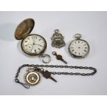 A Victorian silver full hunter pocket watch with keywind lever movment no.