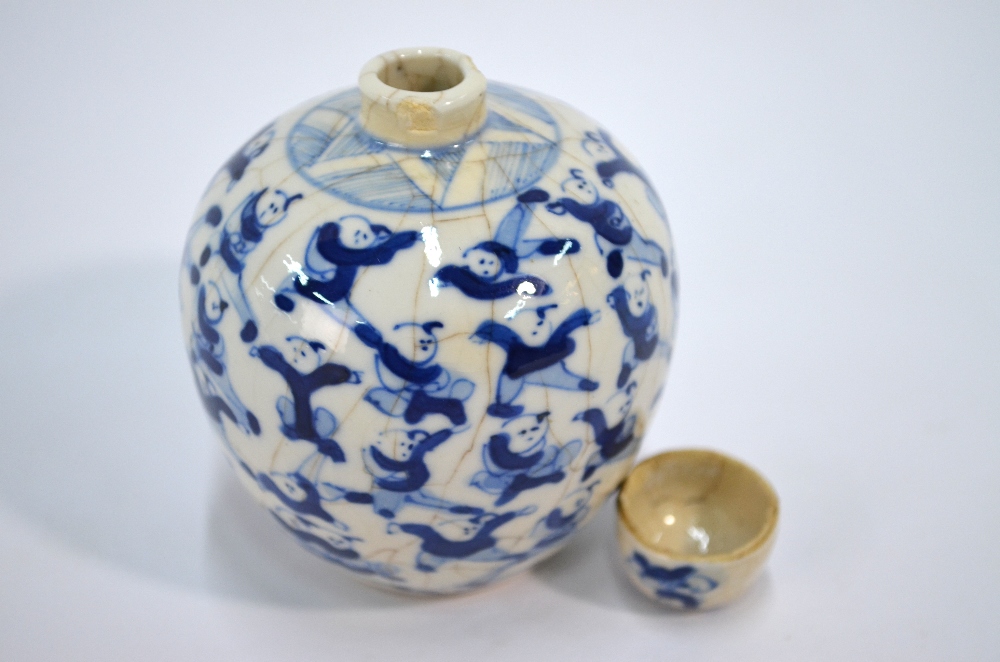 A Chinese small blue and white oviform vase and cover, - Image 7 of 7