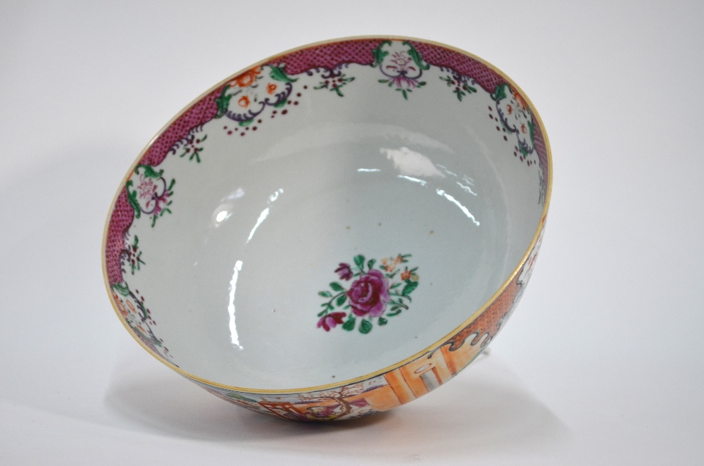 A small Chinese famille rose punch bowl, decorated on the exterior with Manchu/Chinese figures, - Image 6 of 10