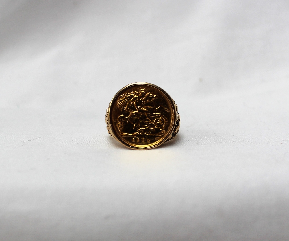 An Edward VII gold half sovereign, dated 1904, mounted in a 9ct yellow gold ring, approximately 14. - Image 3 of 3