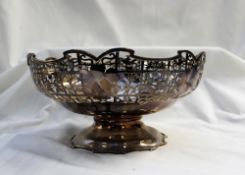 An Elizabeth II silver pedestal bowl, with a pierced rim on a spreading foot, Sheffield, 1963,