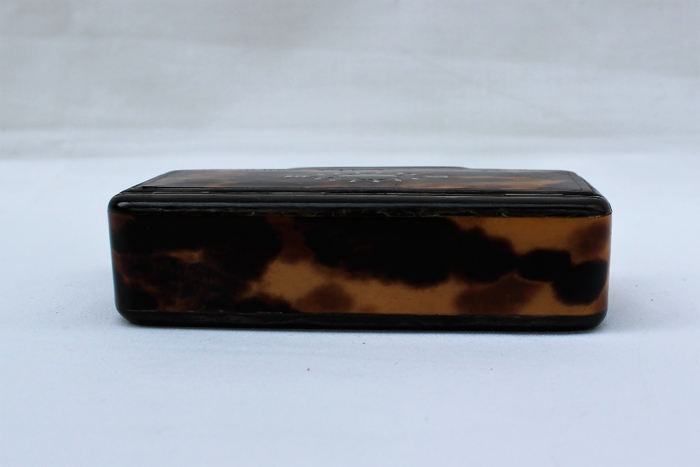 A large 19th century tortoise shell and horn snuff box of rectangular form, - Image 6 of 8
