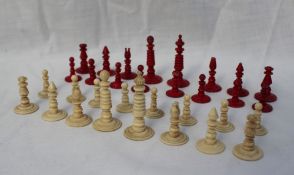 A 19th century bone Barleycorn type chess set, natural and stained red, King 4.7cm high, Pawn, 2.