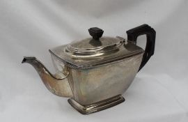 A George V silver teapot, of tapering form, Birmingham, 1936, William Neale & Son Ltd,