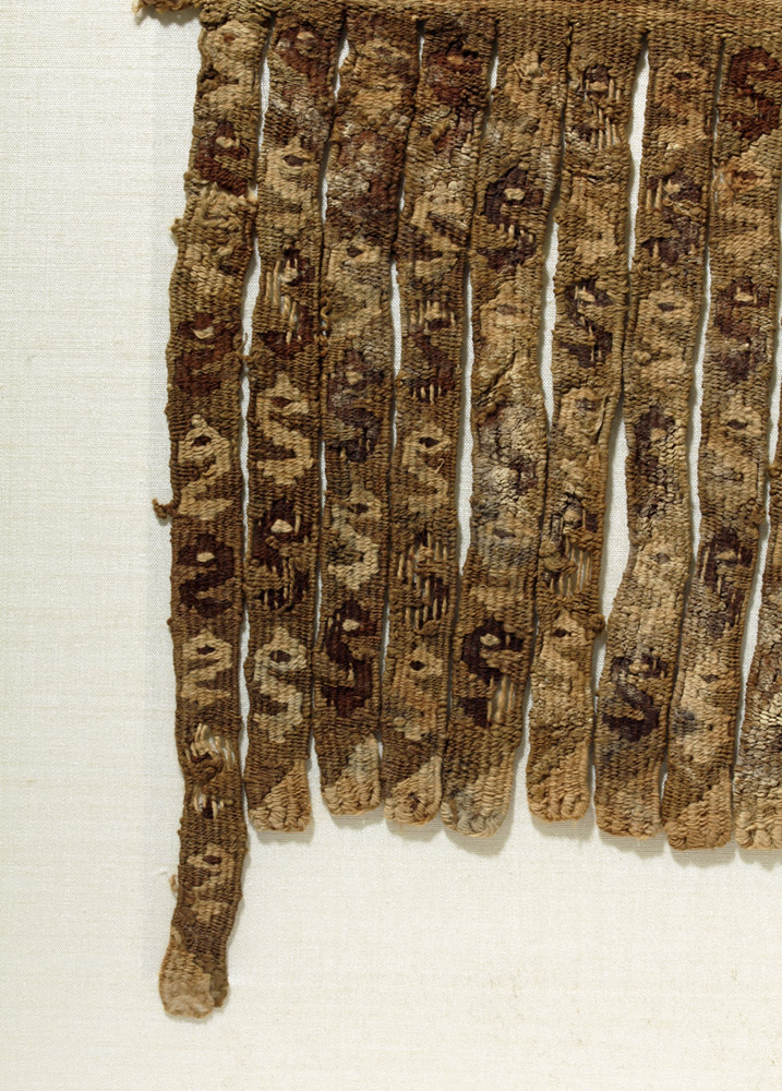 Pre-Columbian Chimu / Inca Textile Panel w/ Fringe - Image 5 of 6