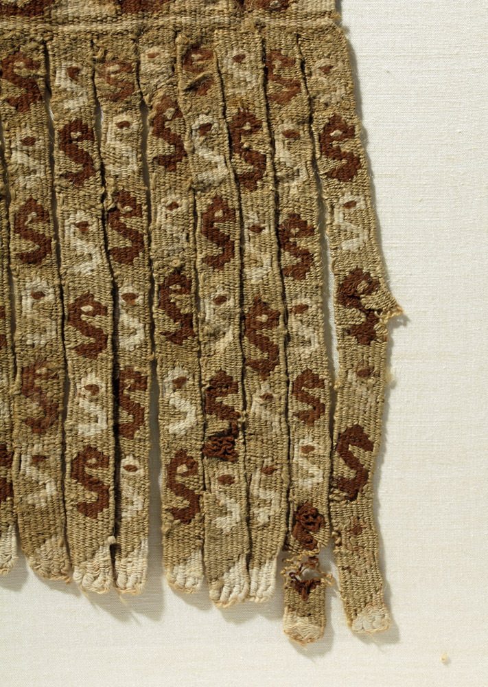 Pre-Columbian Chimu / Inca Textile Panel w/ Fringe - Image 4 of 6