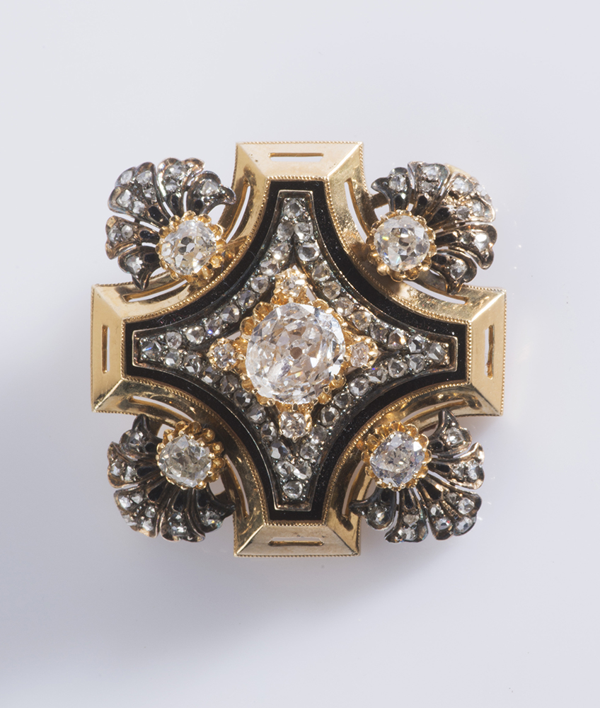 A GOLD BROOCH WITH DIAMONDS - Image 2 of 2