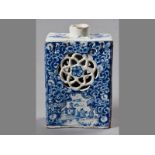 A RARE MID-18TH CENTURY DELFT OBLONG FLASK, decorated in under-glaze blue with country scenes and