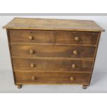 AN EARLY 19TH CENTURY CAPE MAHOGANY AND YELLOWWOOOD CHEST OF DRAWERS, the later rectangular