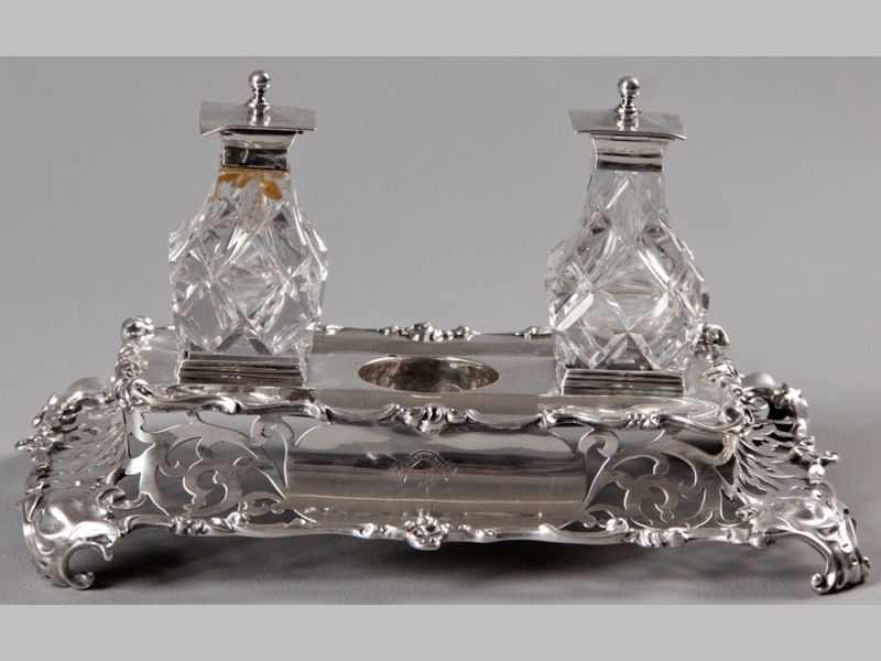 A VICTORIAN SILVER INKELL, LONDON 1852, G.R., the rectangular body with cut-out decorations complete