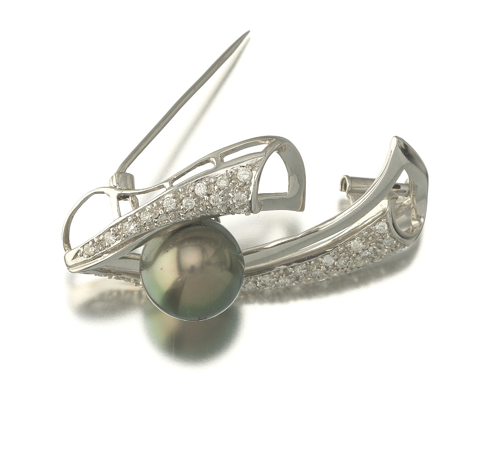 Ladies' Tahitian Pearl and Diamond Brooch - Image 4 of 7