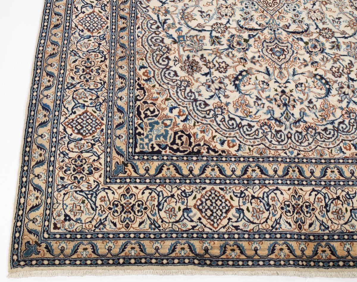 Fine Nain Silk and Wool Carpet - Image 3 of 3