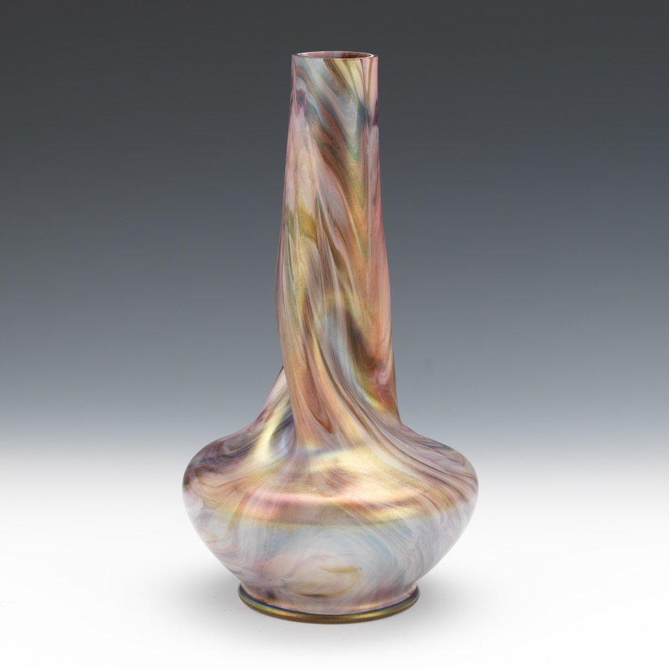 Rindskopf Iridescent Vase - Image 4 of 7