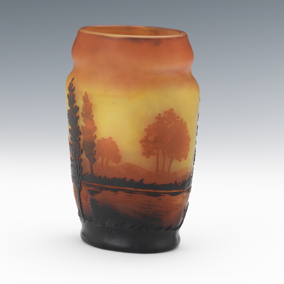 Weis Cameo Cut Glass Vase - Image 5 of 10