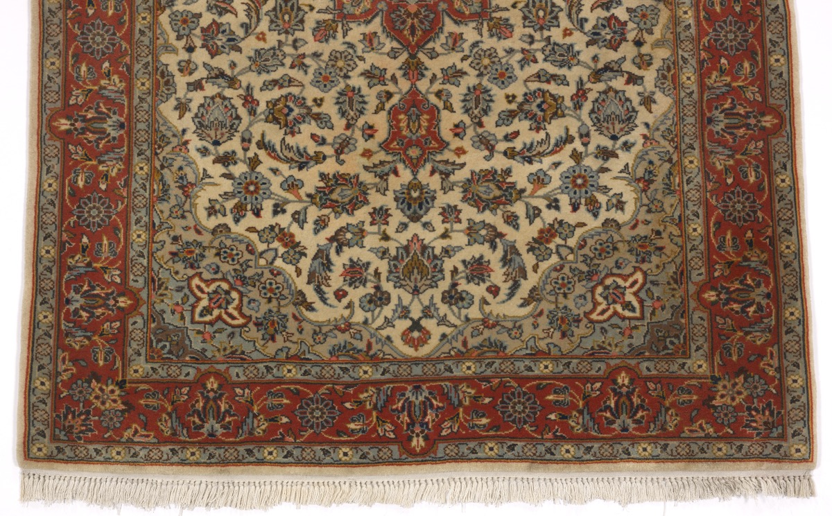 Semi-Antique Sarouk Carpet - Image 2 of 3