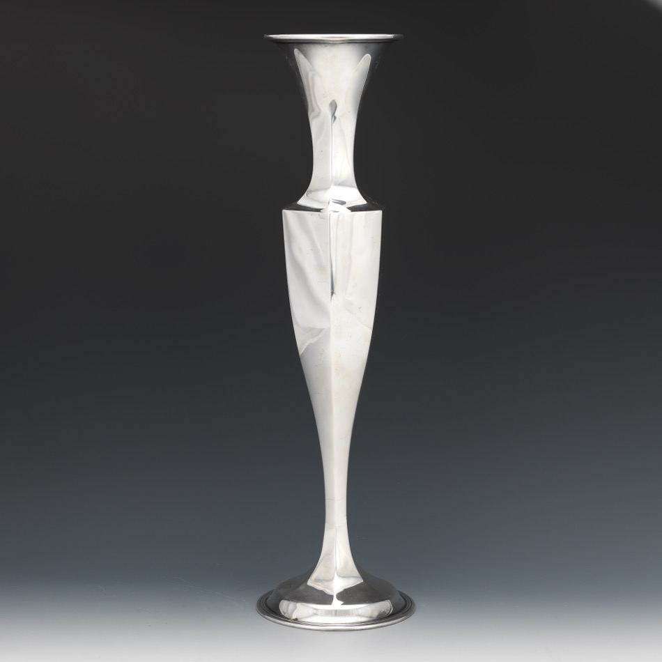 Mauser Manufacturing Co. Art Deco Vase