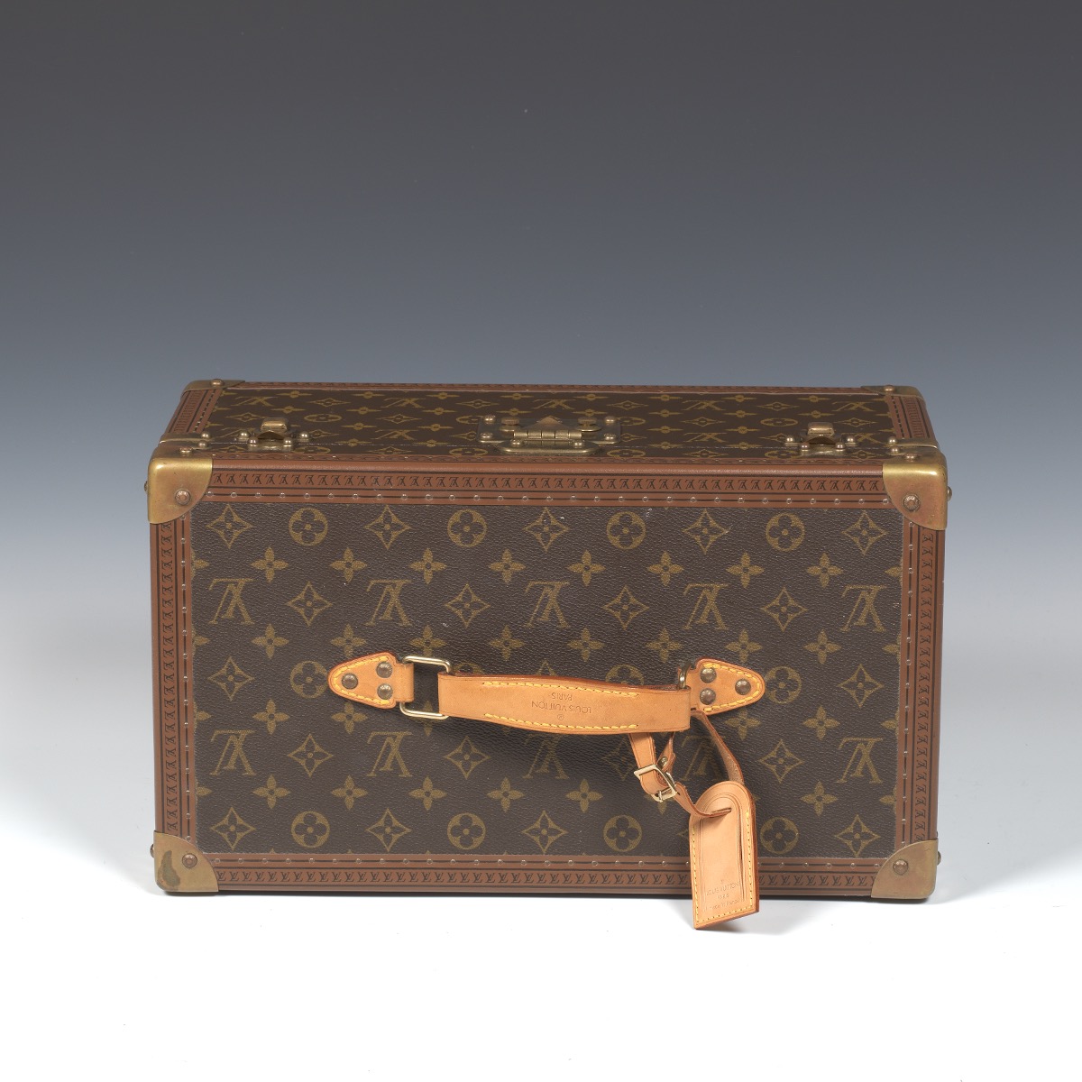 Louis Vuitton Travel Case With Mirror - Image 8 of 9