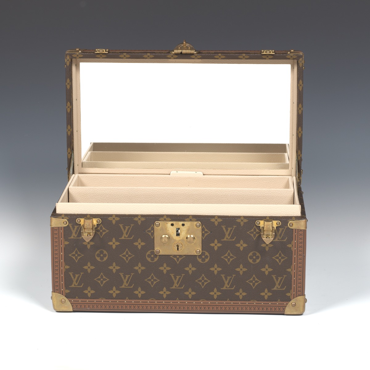 Louis Vuitton Travel Case With Mirror - Image 6 of 9