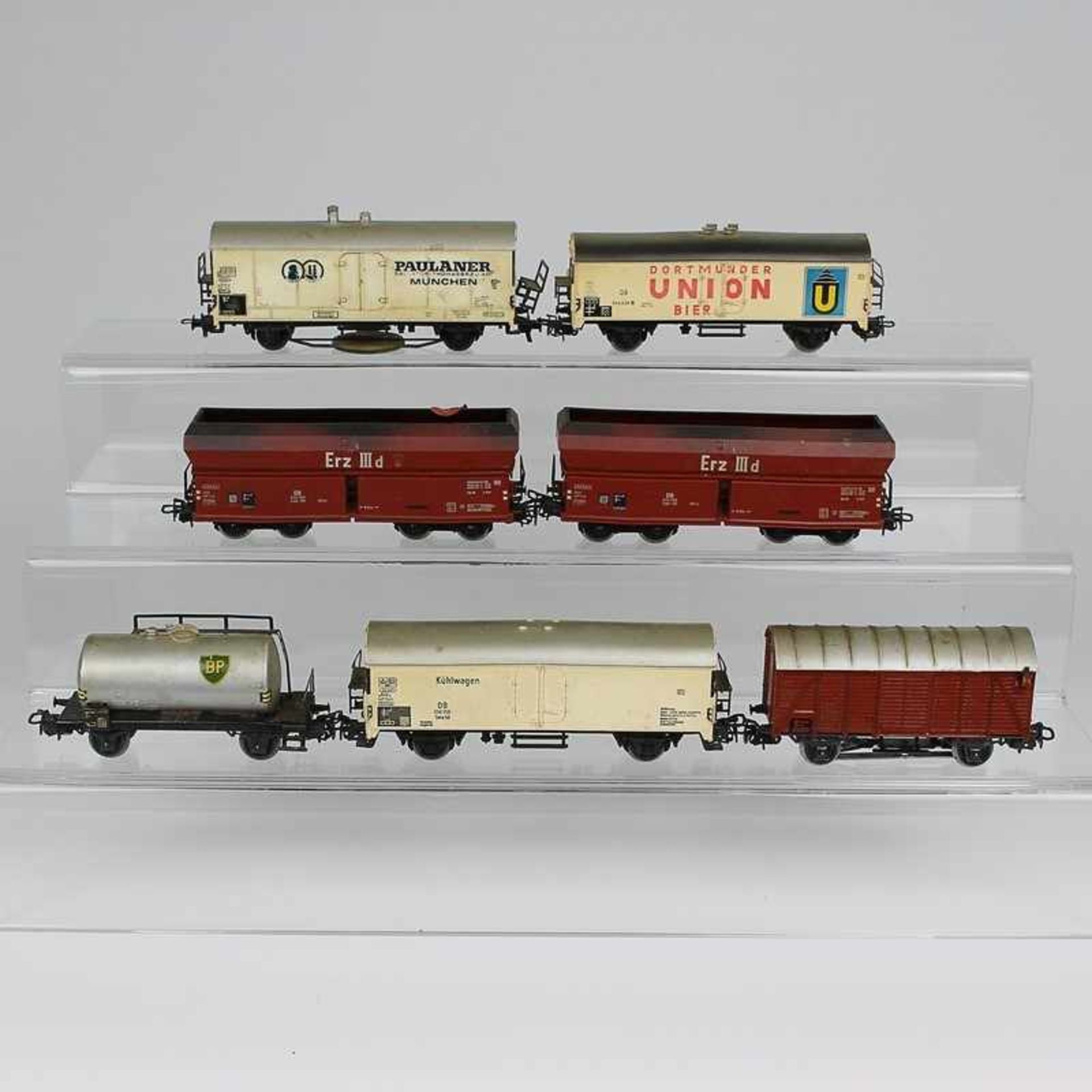 Märklin - Eisenbahn 7 Güterwagen, H0, 3x weißer geschlossener Güterwagen "Dortmunder Union Bier", "