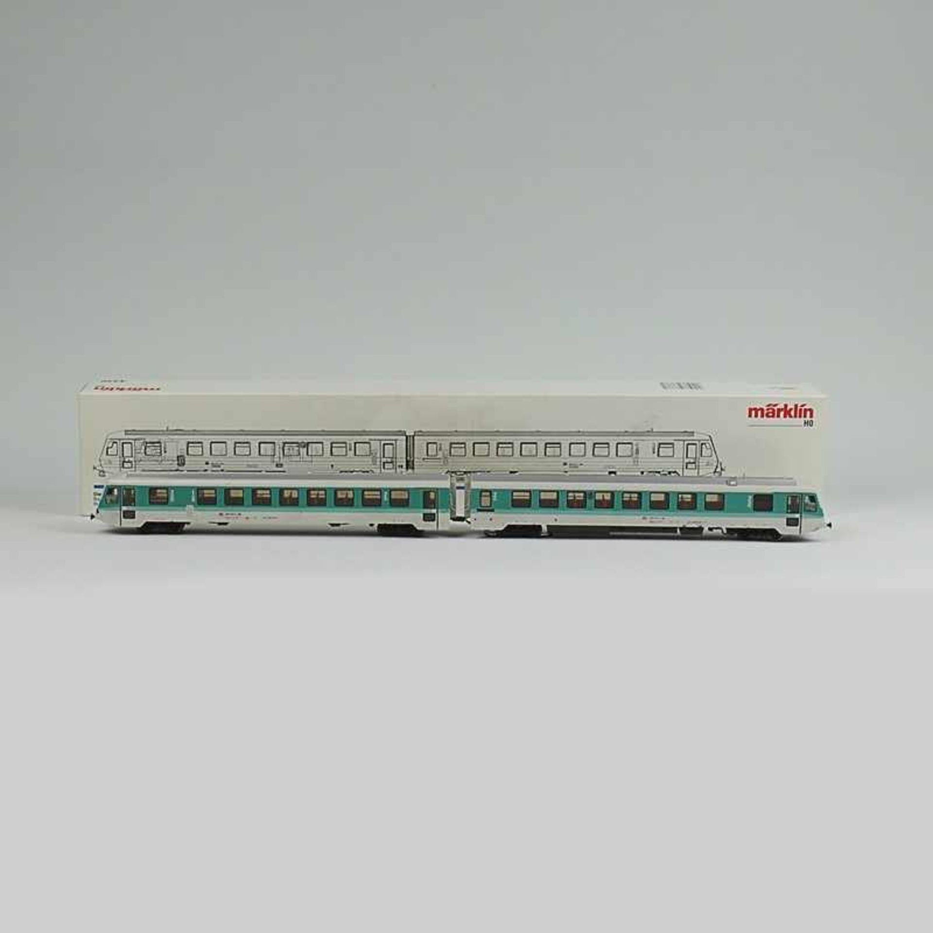 Märklin - Eisenbahn Diesel-Triebwagenzug, H0, 3376, BN 628 203-2 u. 928 203-9 der DB, türkis-