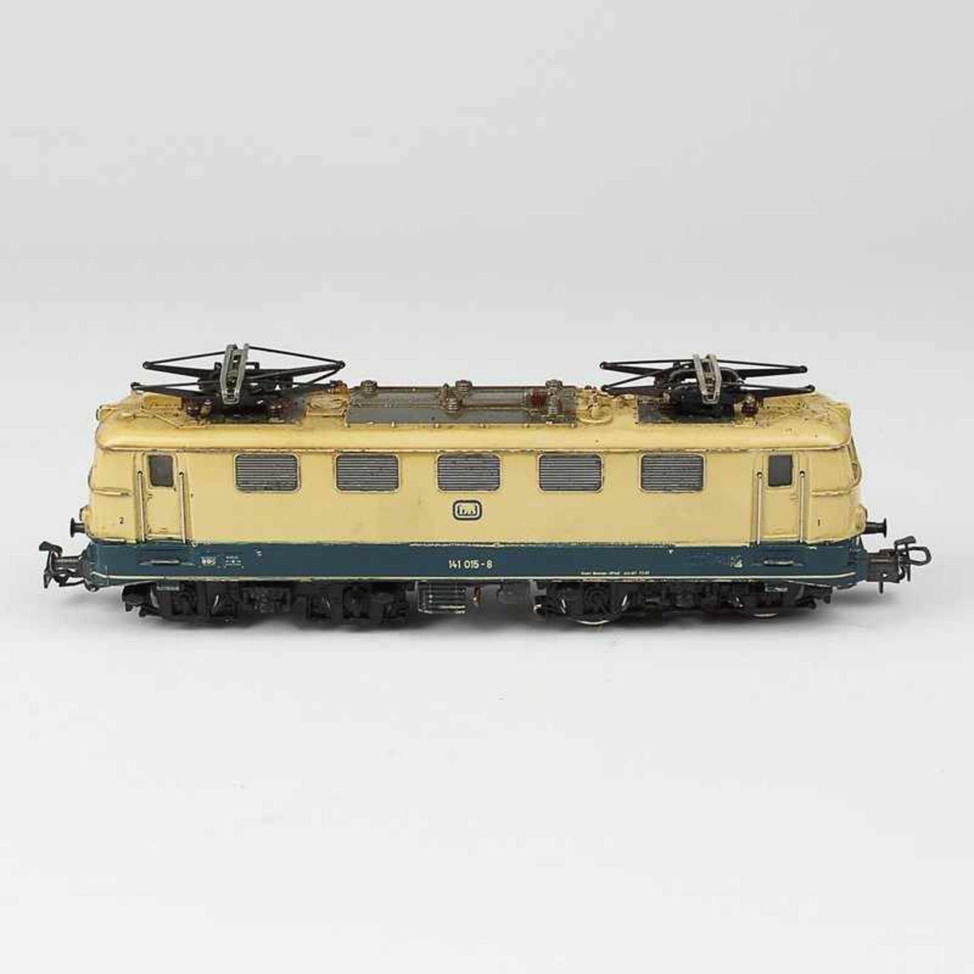 Märklin - Eisenbahn E-Lok, BR141 015-8 der DB, H0, beige-türkis, Gleichstrom, Alterssp., ber.,