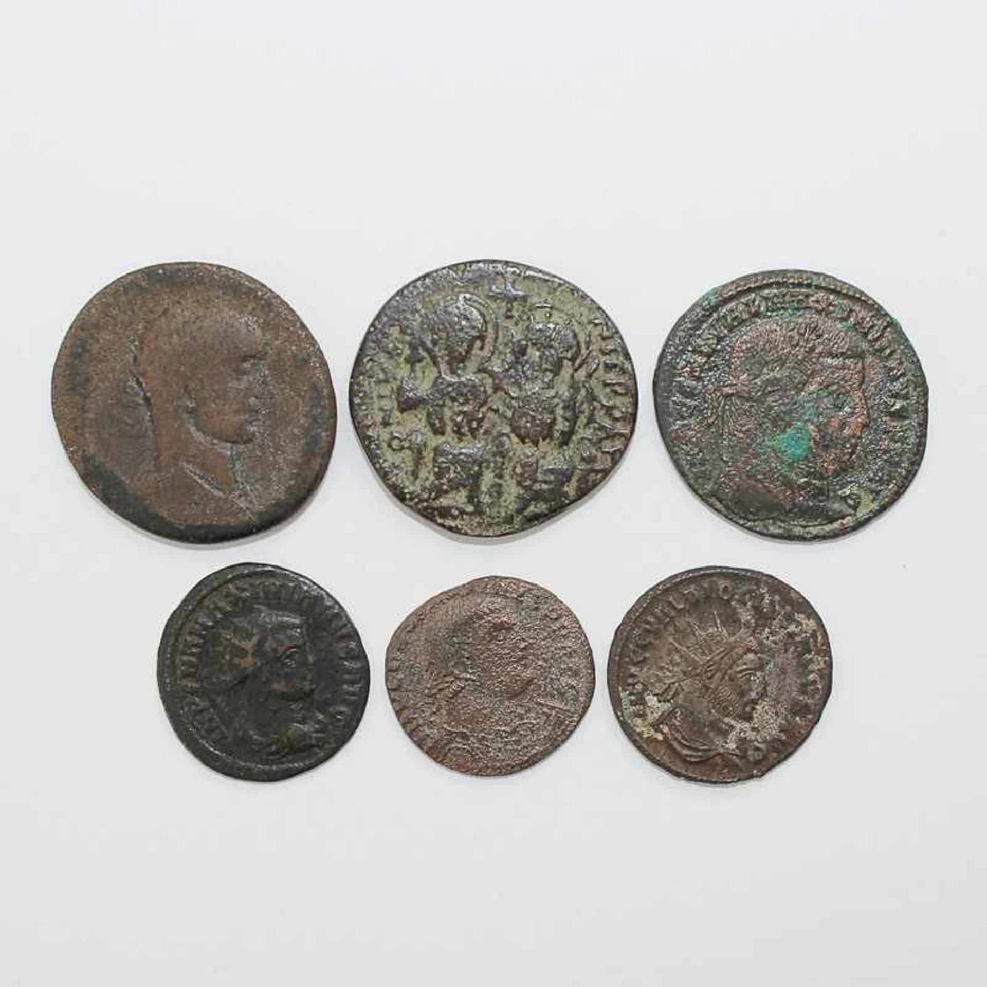 Münzen - Antik 6 St., griechisch/römisch, tlw. Bronze, dabei Byzant. Reich Justinus II., versch.