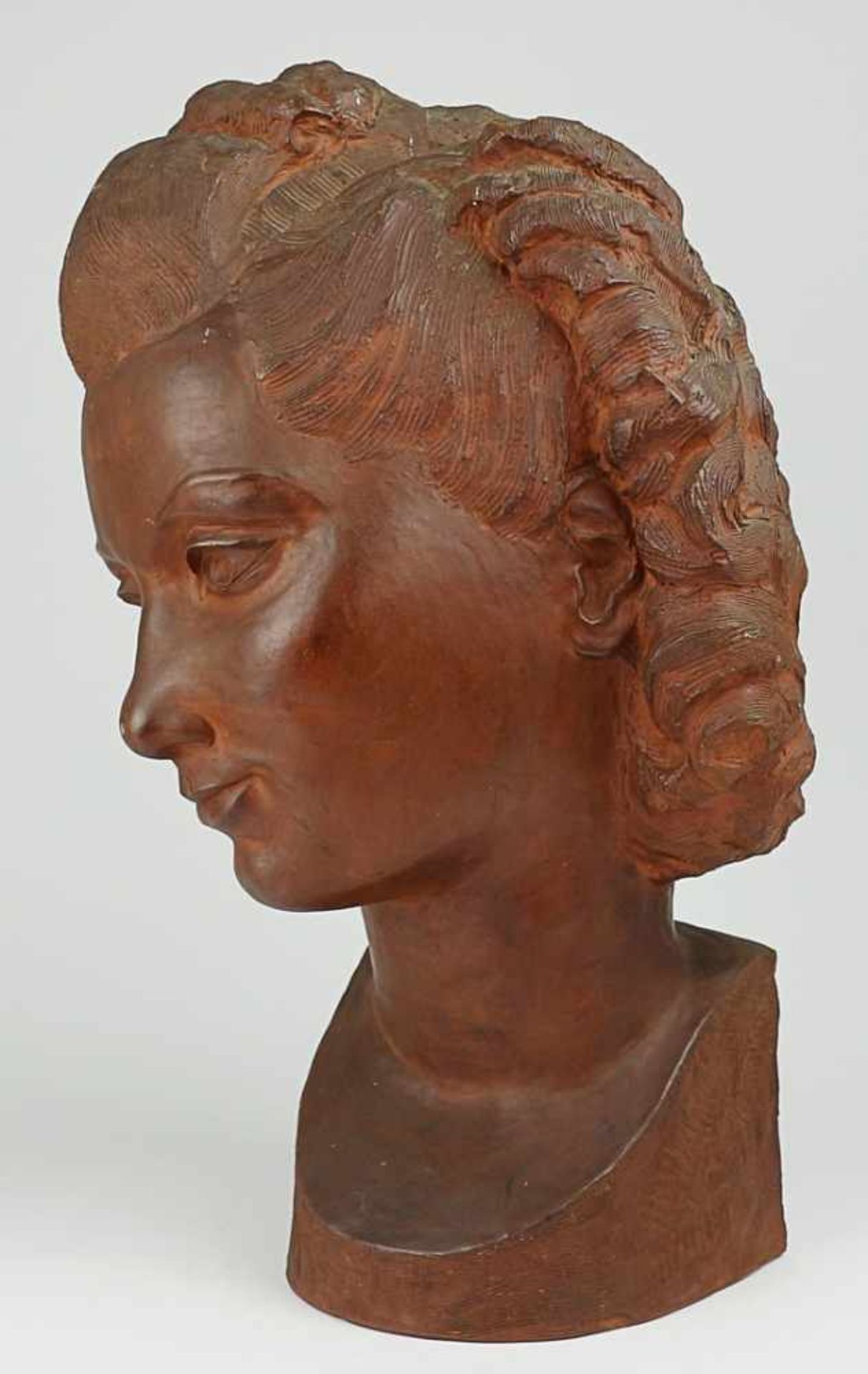 Gerz-Schenk, Herta - Skulptur 1940erJahre, rs. sign.,1943, roter Scherben, Frauenkopf mit - Bild 5 aus 6