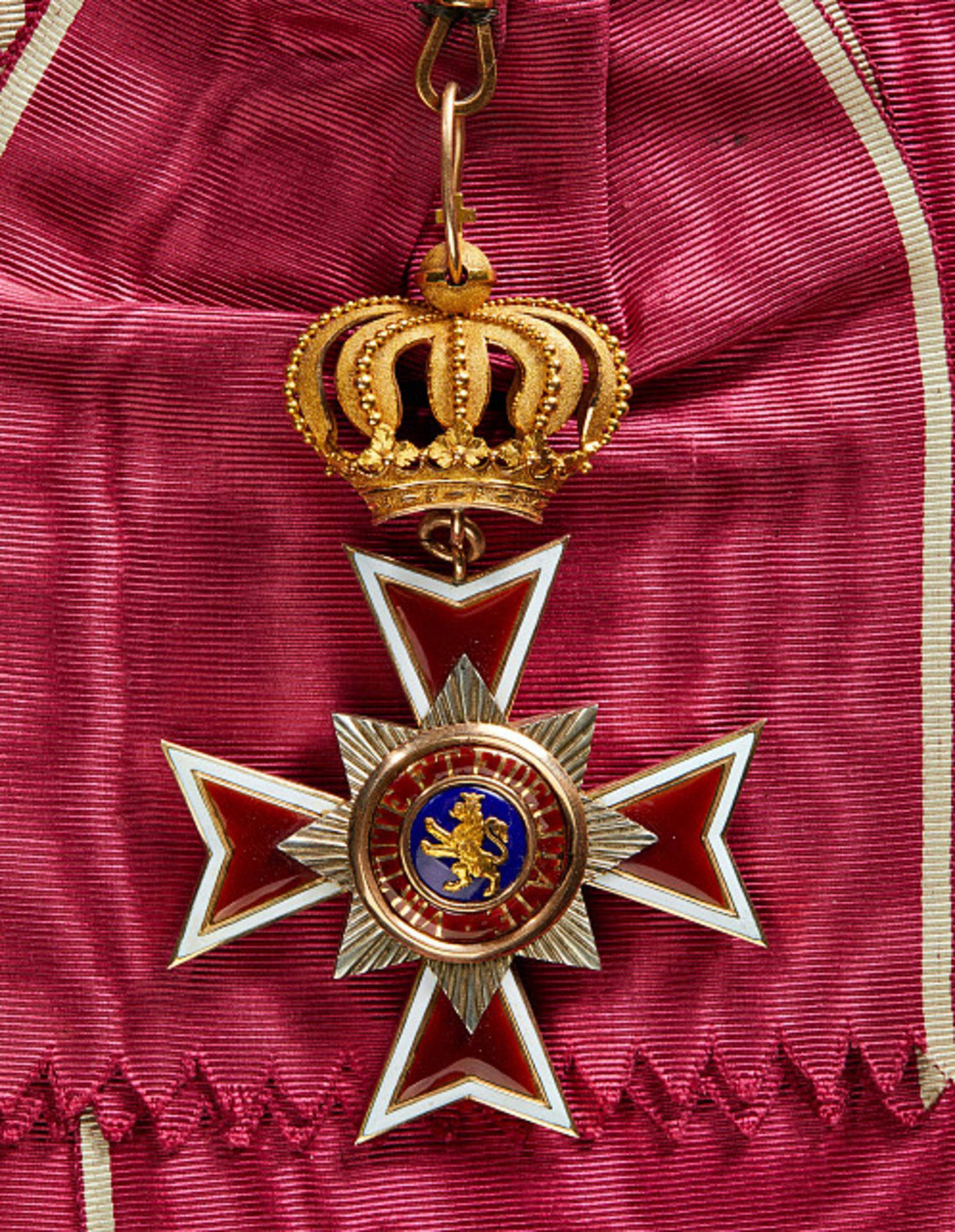 KURFÜRSTENTUM HESSEN-KASSEL - WILHELMS-ORDEN : Großkreuz. Das Ordenskleinod Gold und Emaille, an