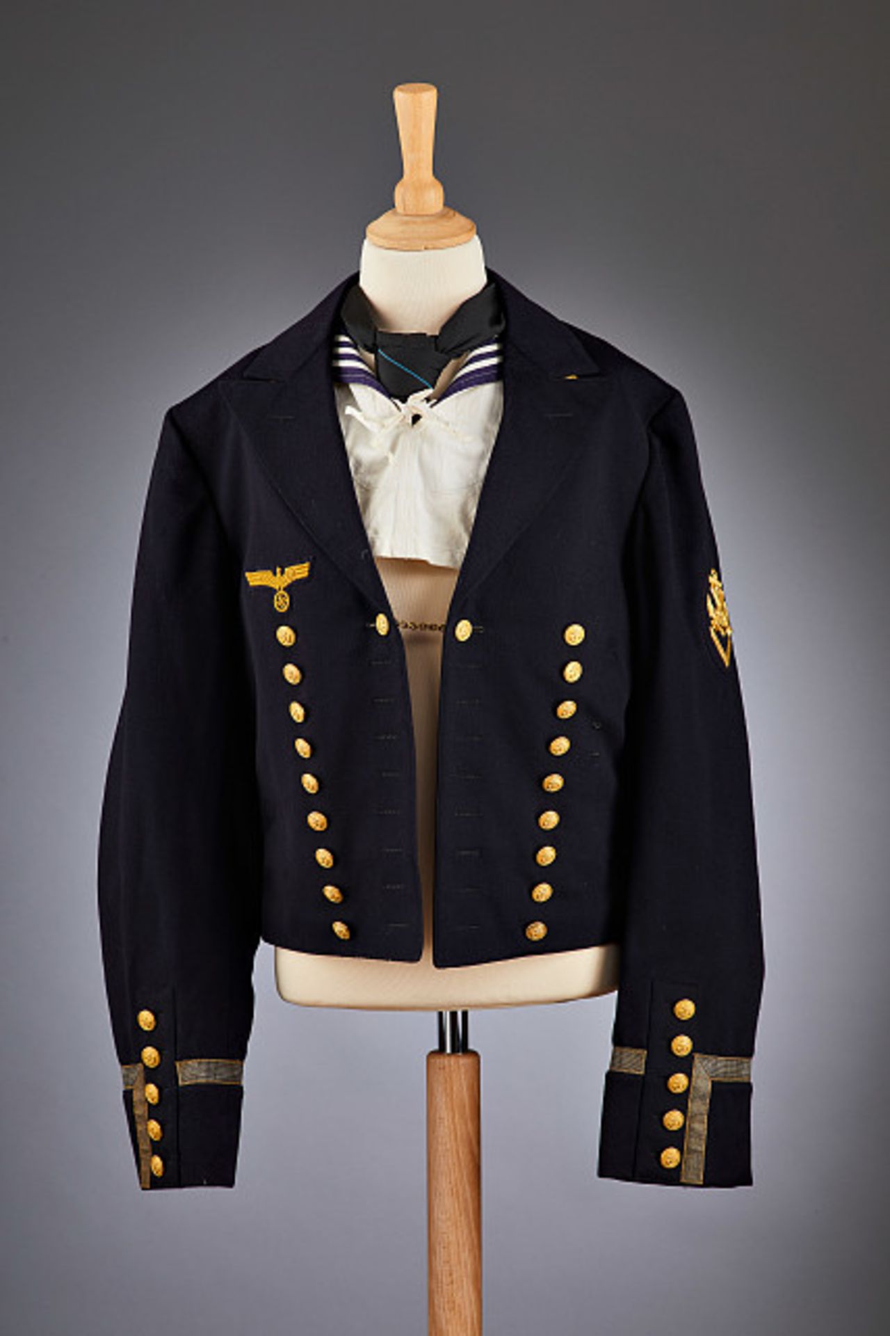 Deutsches Reich 1933 - 1945 - Kriegsmarine - Uniformen : Navy Enlisted Blue Jumper Uniform. Navy