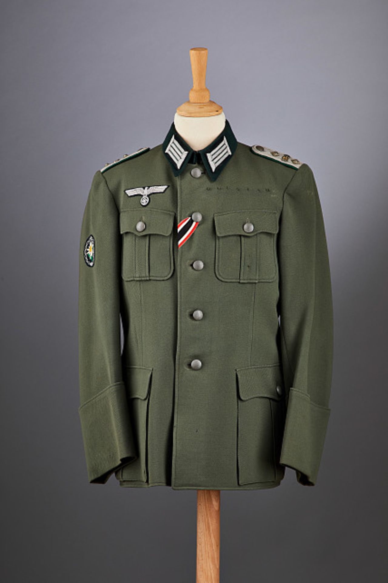 Deutsches Reich 1933 - 1945 - Heer - Gebirgstruppe. : Officer's Service Blouse. Officer's Service