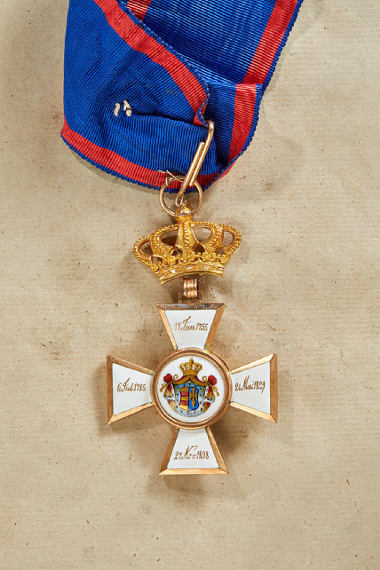 Orden & Ehrenzeichen Deutschland - Oldenburg : Kommandeurkreuz Kommandeurkreuz. Gold und Emaille, am - Bild 2 aus 3