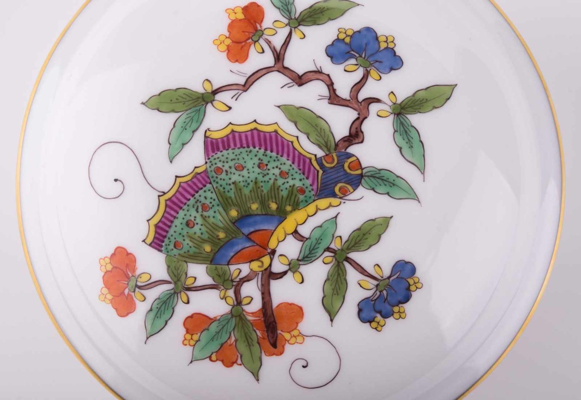 Deckeldose Meissen / Lidded bowl, Meissen - Dekor Schlossvase, Goldrand, blaue [...] - Bild 8 aus 10