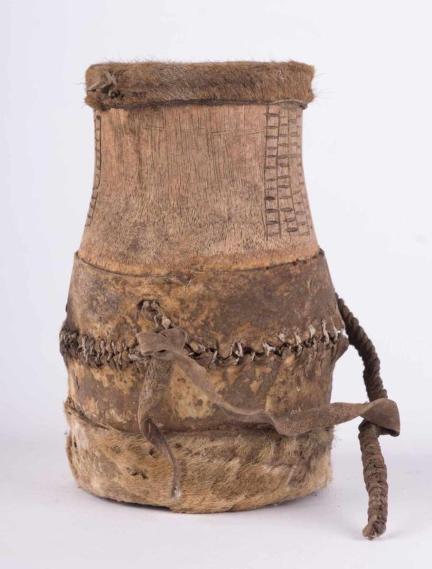 Trinkgefäß Afrika - ca. H: 15 cm - - Provenienz: Alte Diplomaten-Sammlung - - Bild 3 aus 6