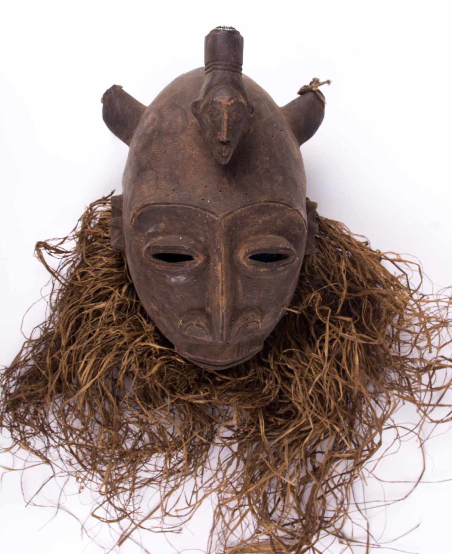 Zaire BUYO Mask - ca. 18,5 cm x 17,5 cm x 21,5 cm - - Provenienz: Alte [...]