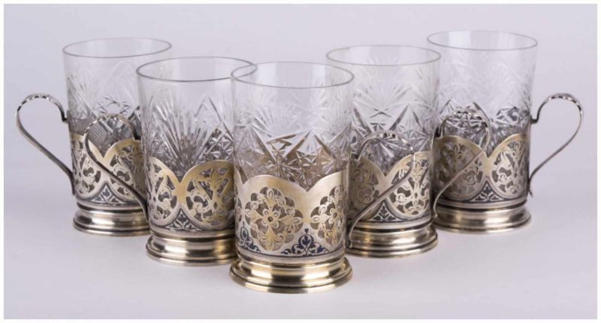 5 Teegläser mit Halter Rußland um 1950 / 5 tea glasses with holders, Russia about [...] - Image 2 of 12