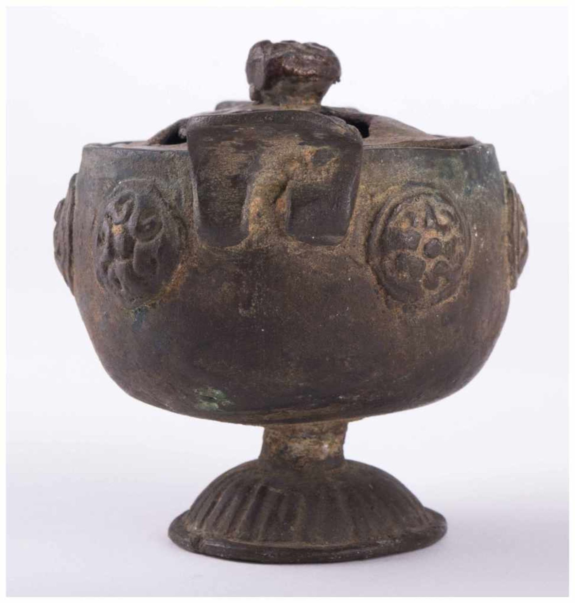 sehr altes Räuchergefäß China / old smoking vessel, China - Bronze, umlaufend [...] - Image 8 of 10