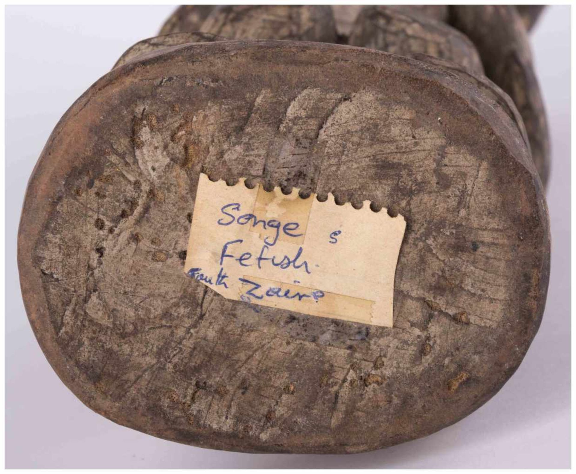 Zaire SONGE Fetish - Holz, ca. H: 42 cm - Provenienz: Alte Diplomaten-Sammlung - [...] - Bild 10 aus 10