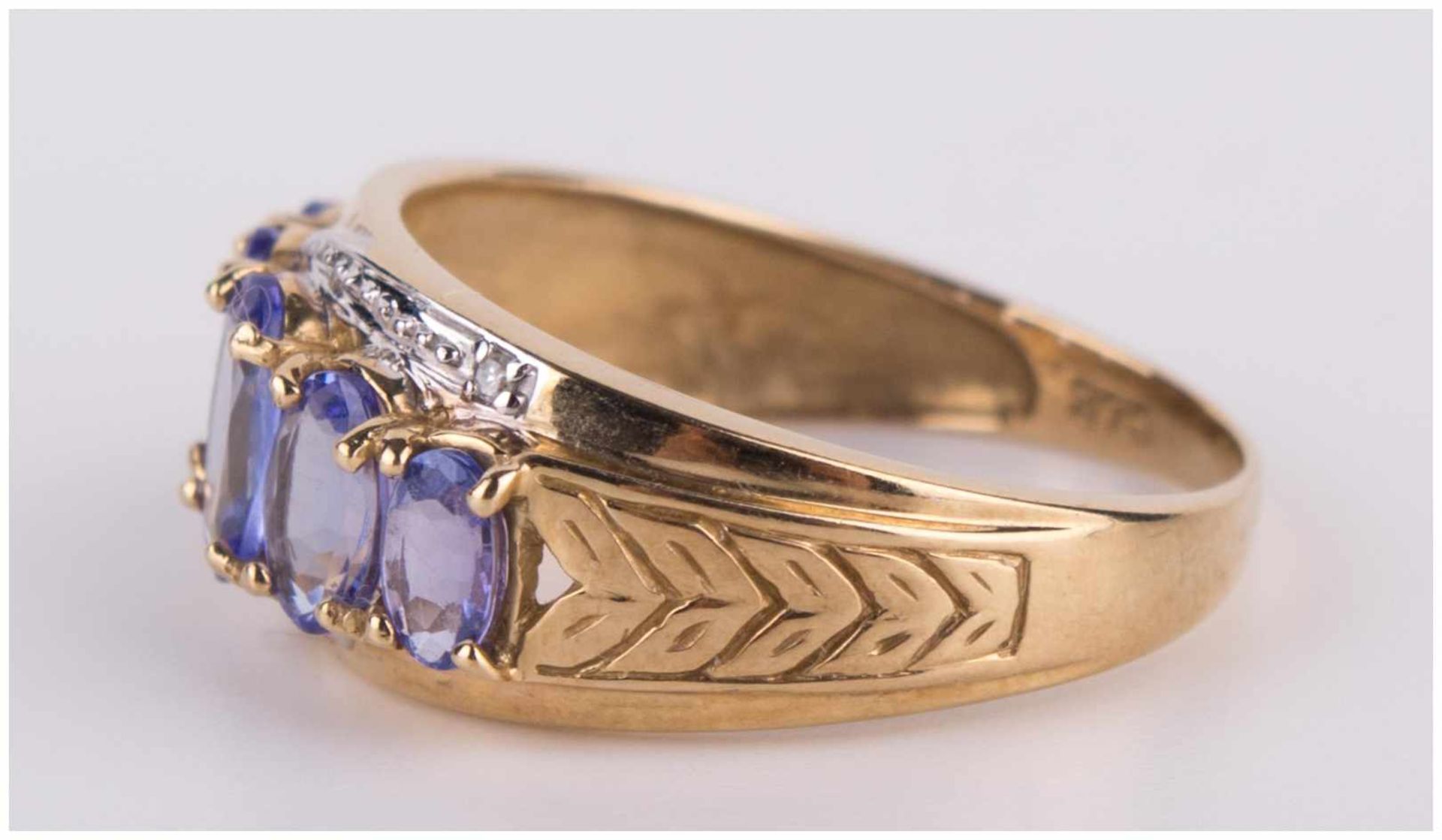 Tansanitring / Tanzanite gold ring - GG 375/000, besetzt mit 5 Steinen zusammen [...] - Bild 6 aus 8