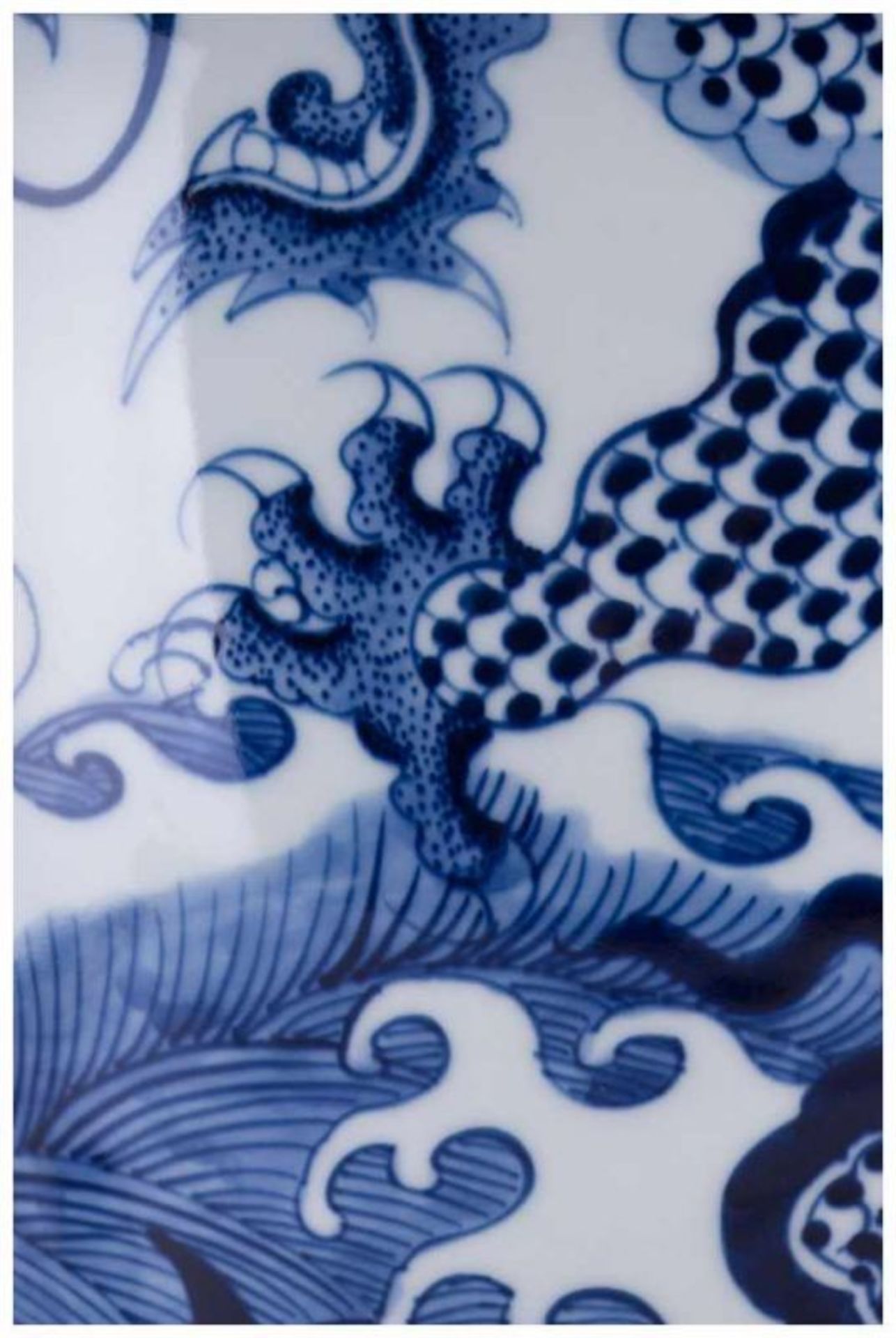 Vase China - Porzellan, blau weißer Drachendekor, Unterglasur, unterm Stand blaue [...] - Bild 5 aus 10