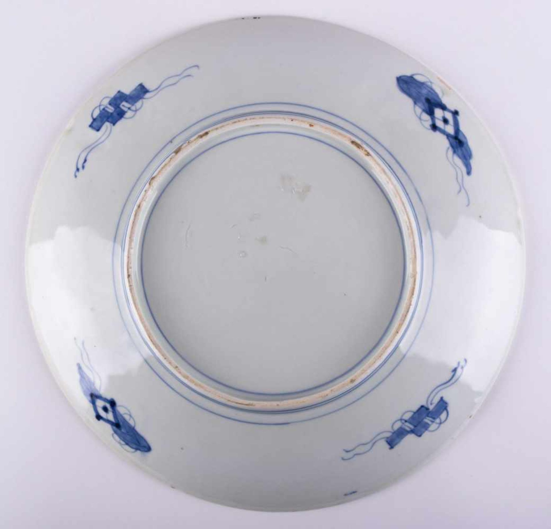 großer Teller China 19.Jhd. / Large plate, China 19th century mit teils reliefiertem Orchideen Dekor - Bild 4 aus 4