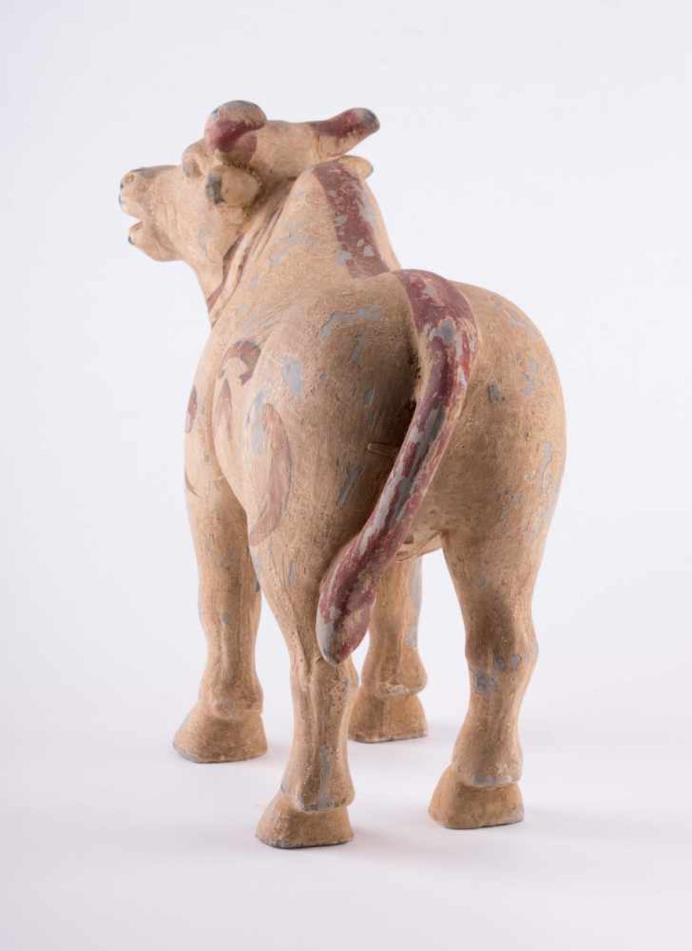 alter Stier China / old cermaic bull, China alte teilsfarbige Fassung, ca. 33 cm x 40 cm x 16 cm, - Bild 4 aus 6