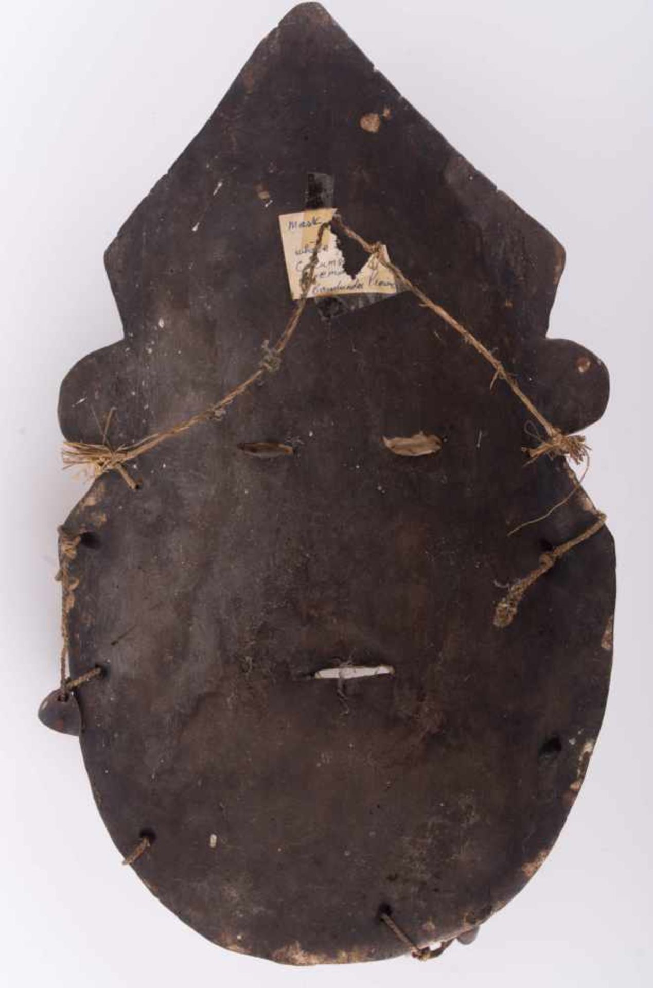 Zeremonien-Maske Afrika Holz, Maße: 40,5 cm x 24,5 cm x 9,5 cm, Provenienz: Alte Diplomaten- - Bild 5 aus 5